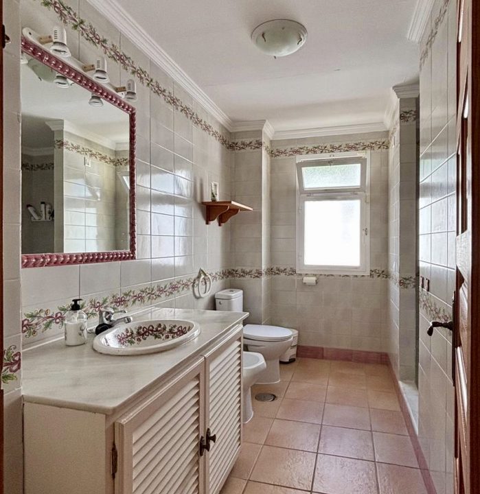 F94v5A2kQGijQHAJ%nq0Zw_thumb_68