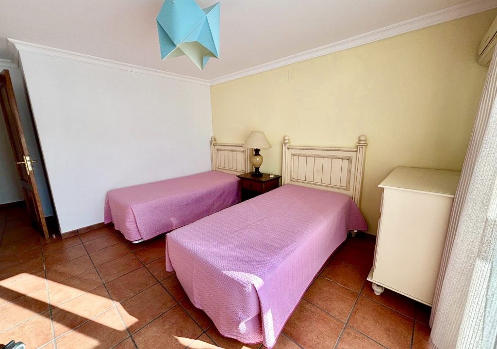 KUsPdg5hT%CQPLY+EsupsA_thumb_6d