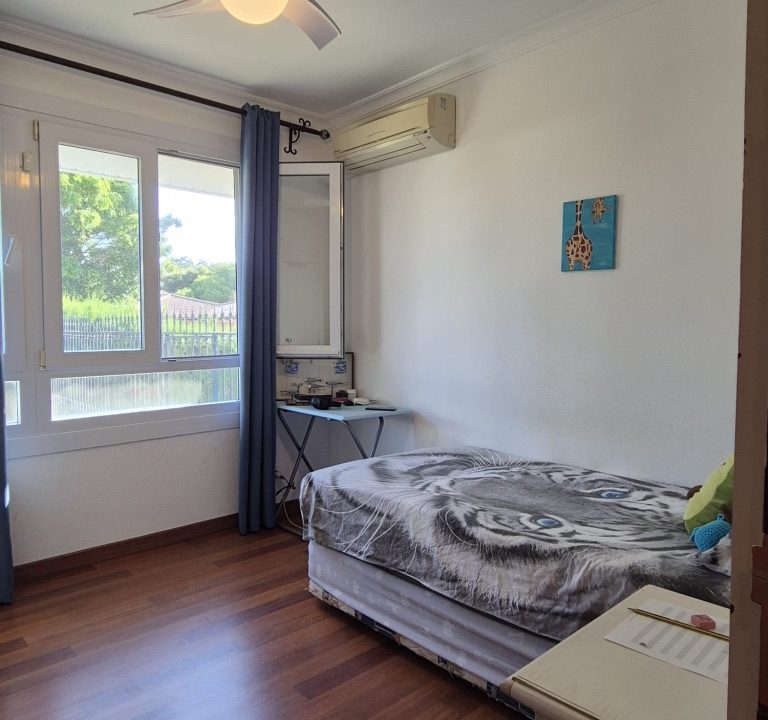 UNADJUSTEDNONRAW_thumb_4f