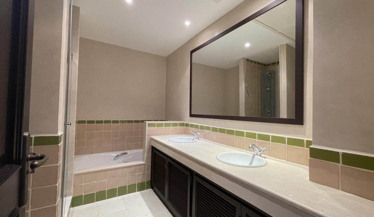 ba722204-0803-47c5-bc2e-2205fb0b96f4