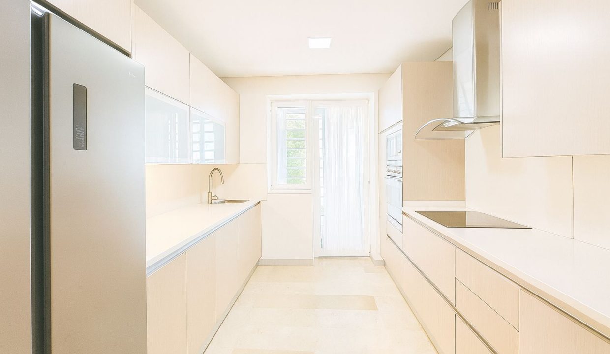 Image Nov 21, 2025, 11_47_22 AM